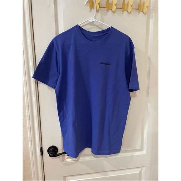 Patagonia Men’s Tee Size Medium - Picture 2 of 4